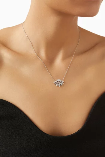 قلادة دريم كاتشر بدلاية مرصعة بالماس ذهب عيار 18