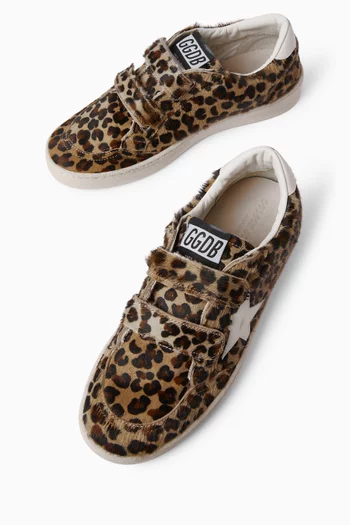 سنيكرز بول ستار بشريط وجزء علوي شعر مهر