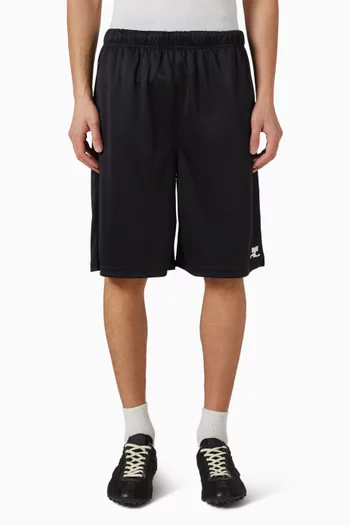 شورت بقصة فضفاضة