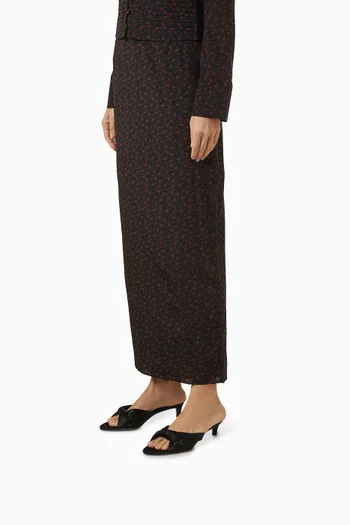 حذاء مفتوح من الخلف بكعب كيتن حرير