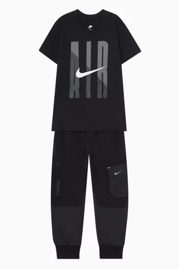 تي شيرت بطبعة شعار الماركة قطن