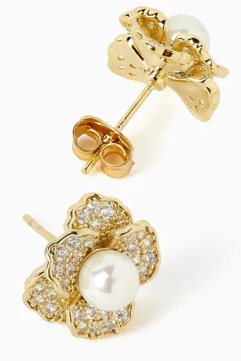 Flower Pearl Stud Earrings