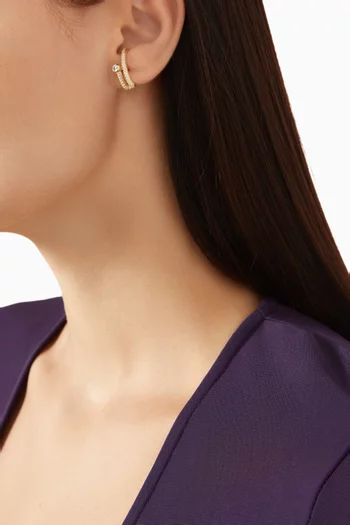 أقراط بنقشة تجريدية مرصعة بأحجار بافيه فضة إسترلينية مطلية ذهب