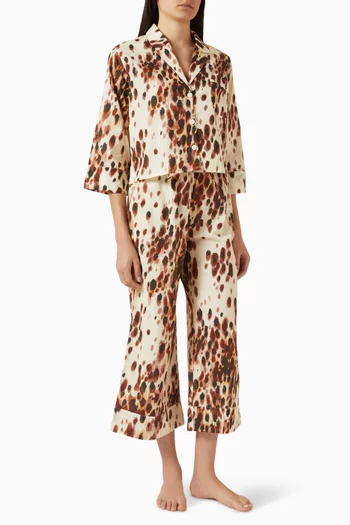 طقم بيجاما مكون من قميص بقصة مربعة وبنطال قطن عضوي