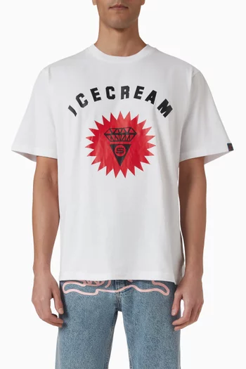 تي شيرت بشعار الماركة قطن