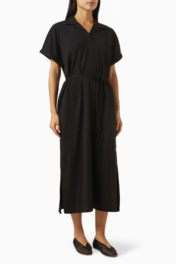 فستان بياقة بولو وحزام