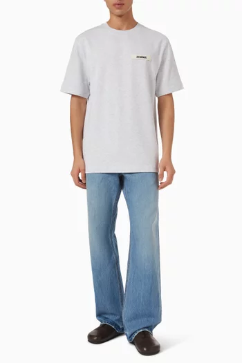 تي شيرت بشريط مضلع بشعار الماركة قطن عضوي