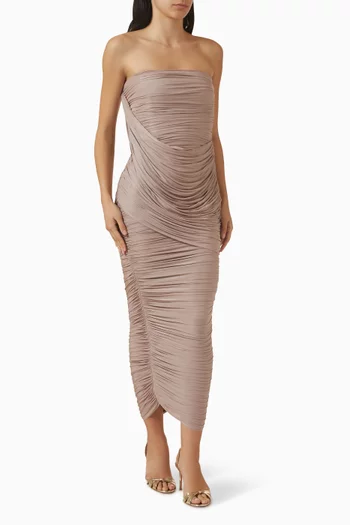 فستان متوسط الطول بفتحة رقبة بلا حمالات وقصة ضيقة بدرابيه فيسكوز وجيرسيه