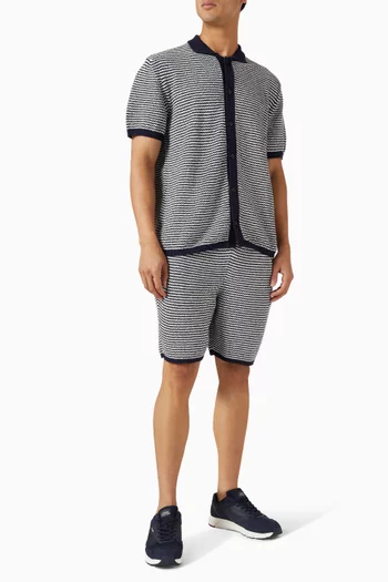 سترة بولو منسوجة بملمس بارز