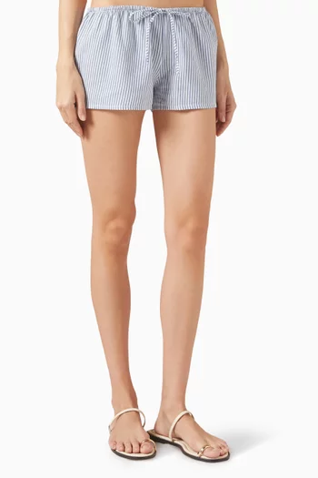 شورت برباط تضييق وخصر منخفض