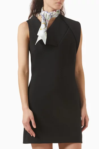 وشاح بنقشة زهور حرير