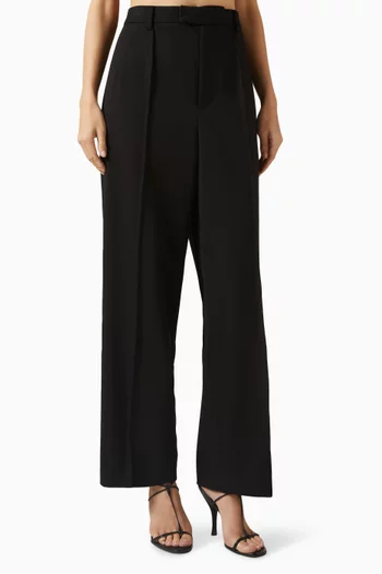 بنطال بطيّات صوف