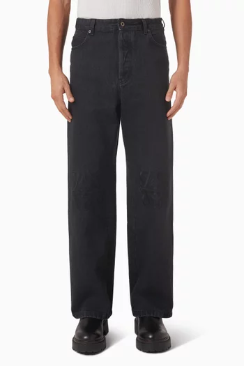 بنطال جينز مطرز بحروف شعار الماركة دينم