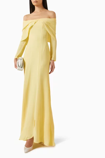 فستان بأكتاف مكشوفة كريب