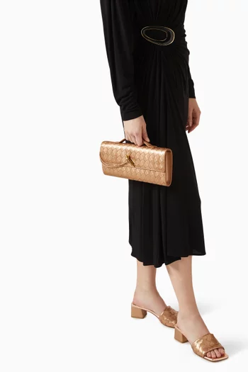 كلاتش أنديامو جلد لامع مجدول