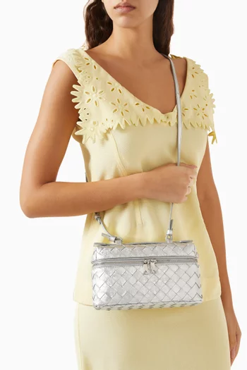 Bang Bang Vanity Case in Intrecciato Laminated Leather