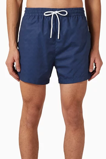 شورت سباحة بنقشة خطوط متعرجة بنفس اللون