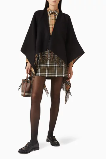 كاب بوجهين ونقشة مربعات صوف