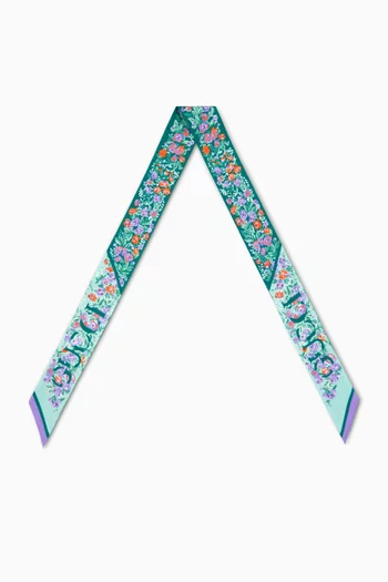 وشاح مزين بنقشة زهور حرير تويل