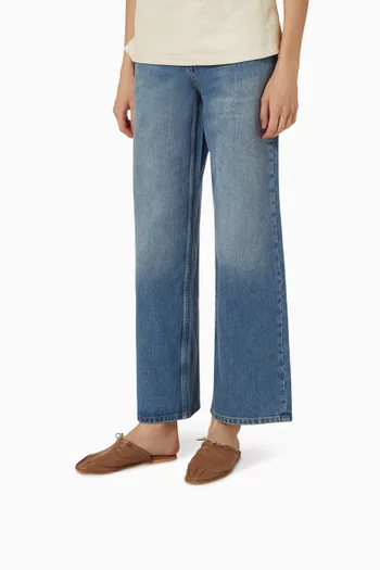 Lyn Flat Mules in Leather