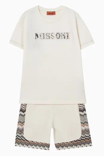 تي شيرت بطبعة شعار الماركة قطن