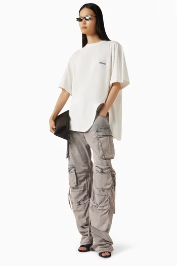 تي شيرت بشعار الماركة قطن