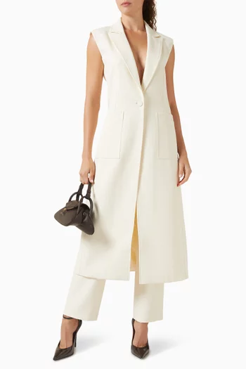 بنطال كارميلا بتصميم توكسيدو