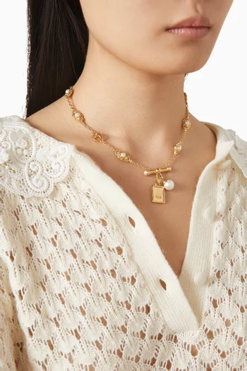 قلادة بدلاية ولؤلؤ نحاس