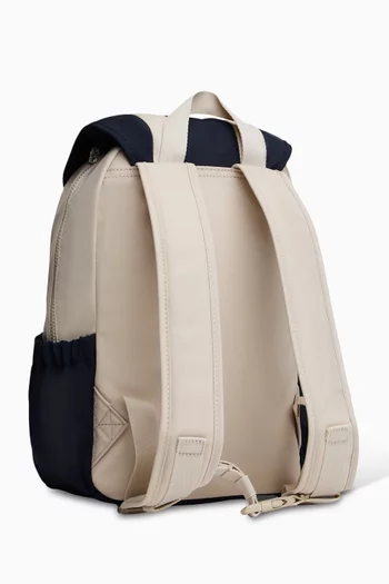 حقيبة ظهر مقسمة بألوان