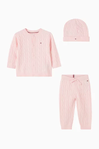 طقم هدايا سترة وبنطال بشعار الماركة منسوجة