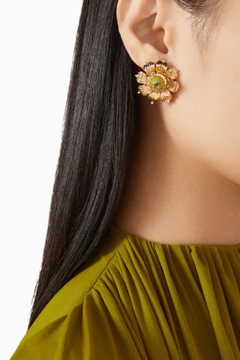 أقراط اوميجا بتصميم على شكل زهرة ومشبك كبس نحاس مطلي بلون ذهبي