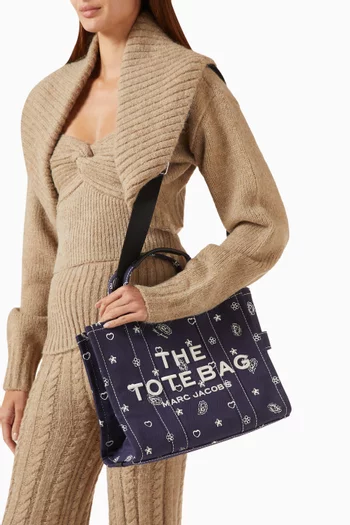 حقيبة يد متوسطة قنب بنقشة باندا