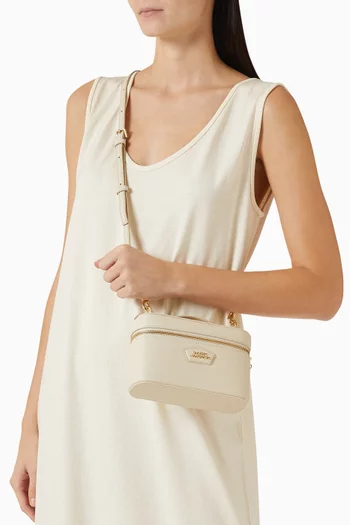 حقيبة فانيتي جلد من مجموعة ذا ايفريداي