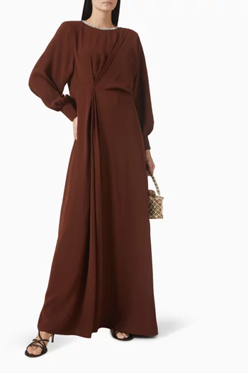 فستان اليرا مزين بتطريزات شيفون