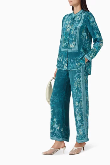 طقم متناسق بنقشة