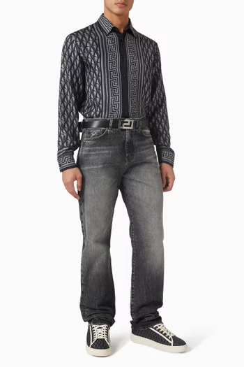 بنطال جينز بقصة فضفاضة دينم بلون باهت