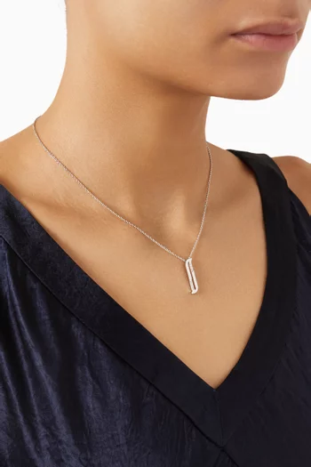 قلادة ألِف مرصعة بماسات بافيه ذهب عيار 18