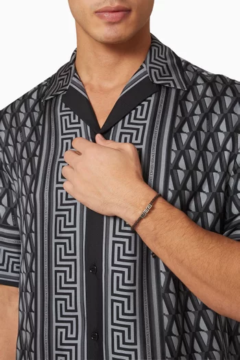 سوار بحلية بزخارف يونانية جلد ومعدن