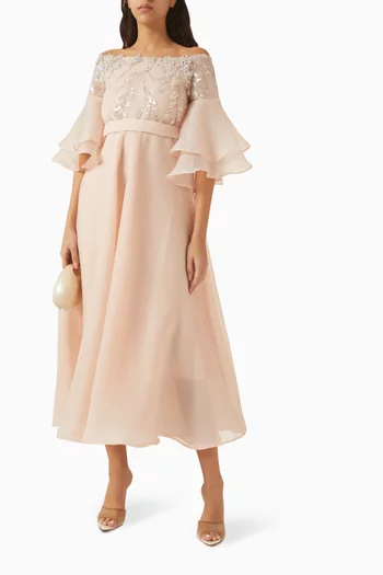 فستان سهرة مزين بتطريزات بالكريستال أورجانزا