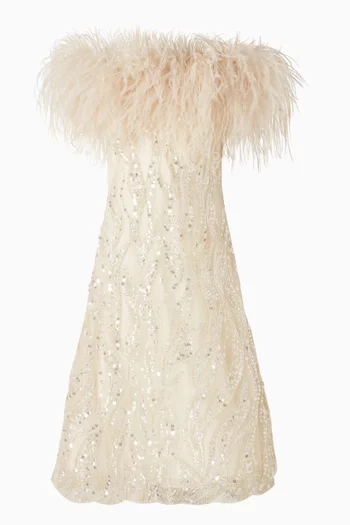 فستان طويل بشريط ريش 