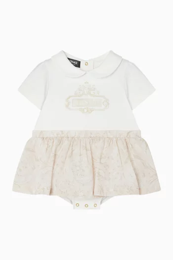 فستان بنمط تي شيرت وطبعة باروكو قطن بوبلين 