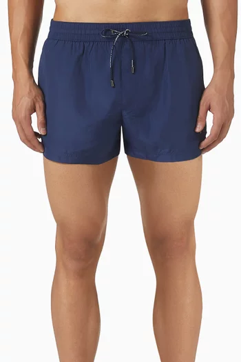 شورت سباحة قصير