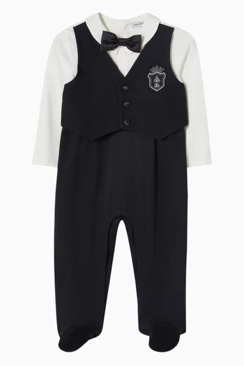 بيجاما بتصميم توكسيدو مطرز جيرسيه