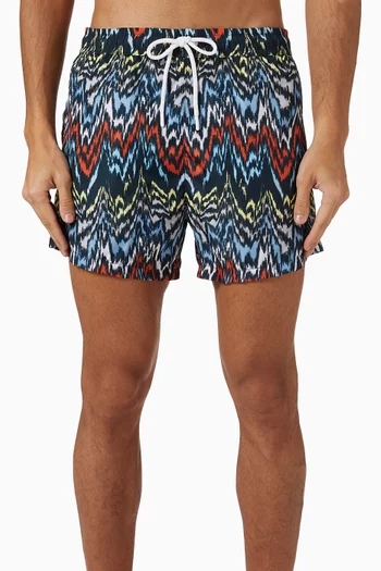 شورت سباحة بنقشة مخططة تجريدية