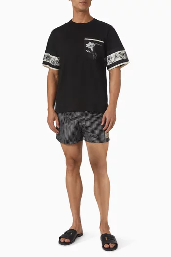 شورت سباحة مخطط