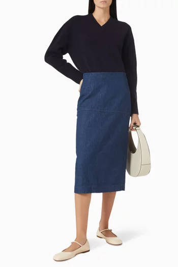 V-neck Sweater in Knit