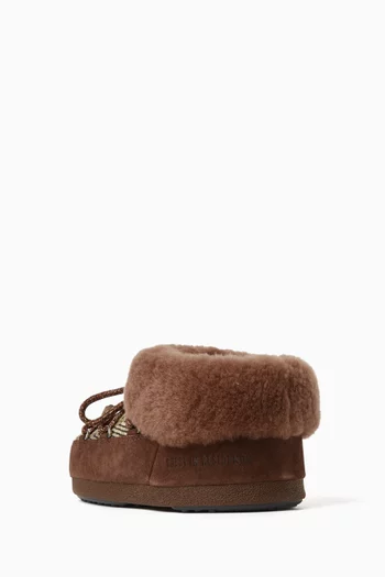 x Guest in Residence EVX Chalet Mules