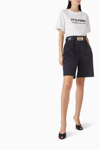 شورت بقصة أنيقة