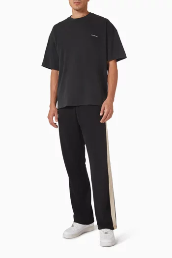 تي شيرت بشعار الماركة بحجم صغيرة قطن