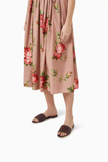 حذاء مفتوح بيانكا بشعار الماركة مرصع بالكريستال جلد